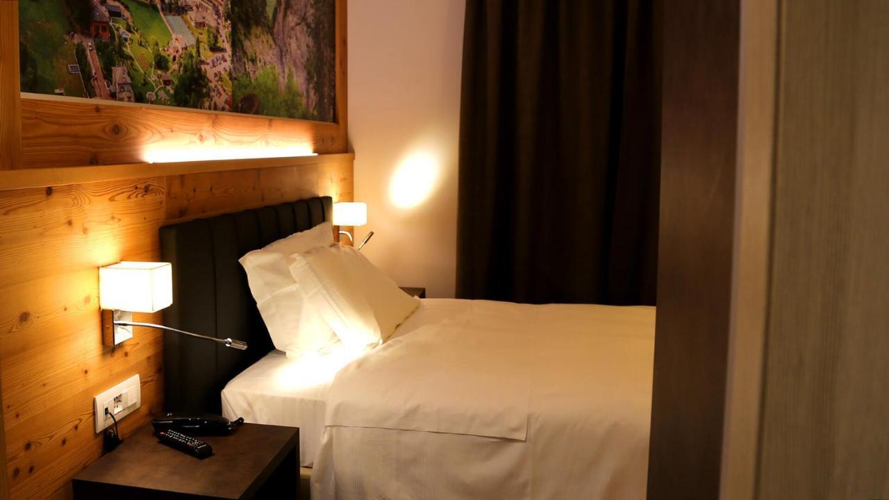 Dada Mountain Hotel มอร์เจกซ์ ภายนอก รูปภาพ